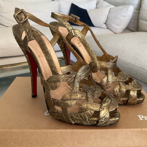 Christian Louboutin Larissandale Ostrich bronze platform Heels 39